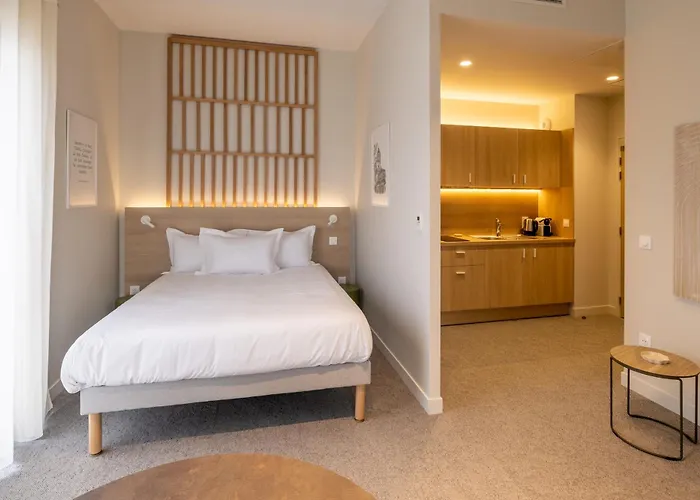 Le Pic Coliving ホテル